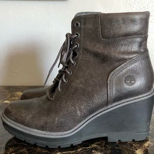 Timberland Dark Gray Wedge Boots Sz 8 1/2